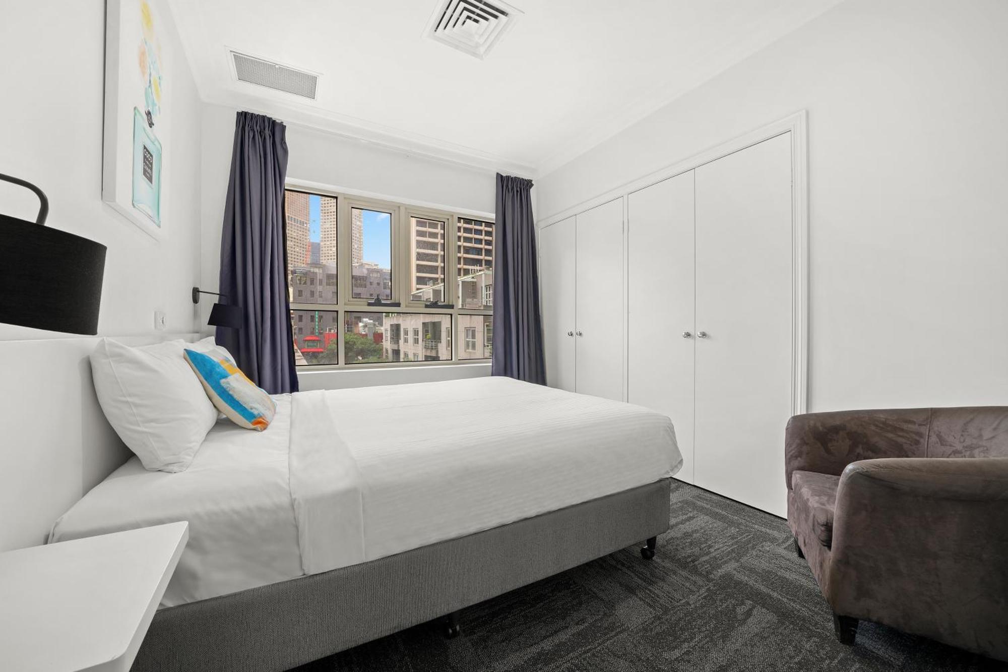 Comfort Hotel Melbourne Central Exterior photo